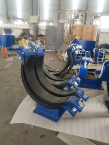 Suporte para tubo deslizante ajust&aacute;vel em a&ccedil;o carbono por a&ccedil;o mergulhado em zinco l&iacute;quido com dois parafusos